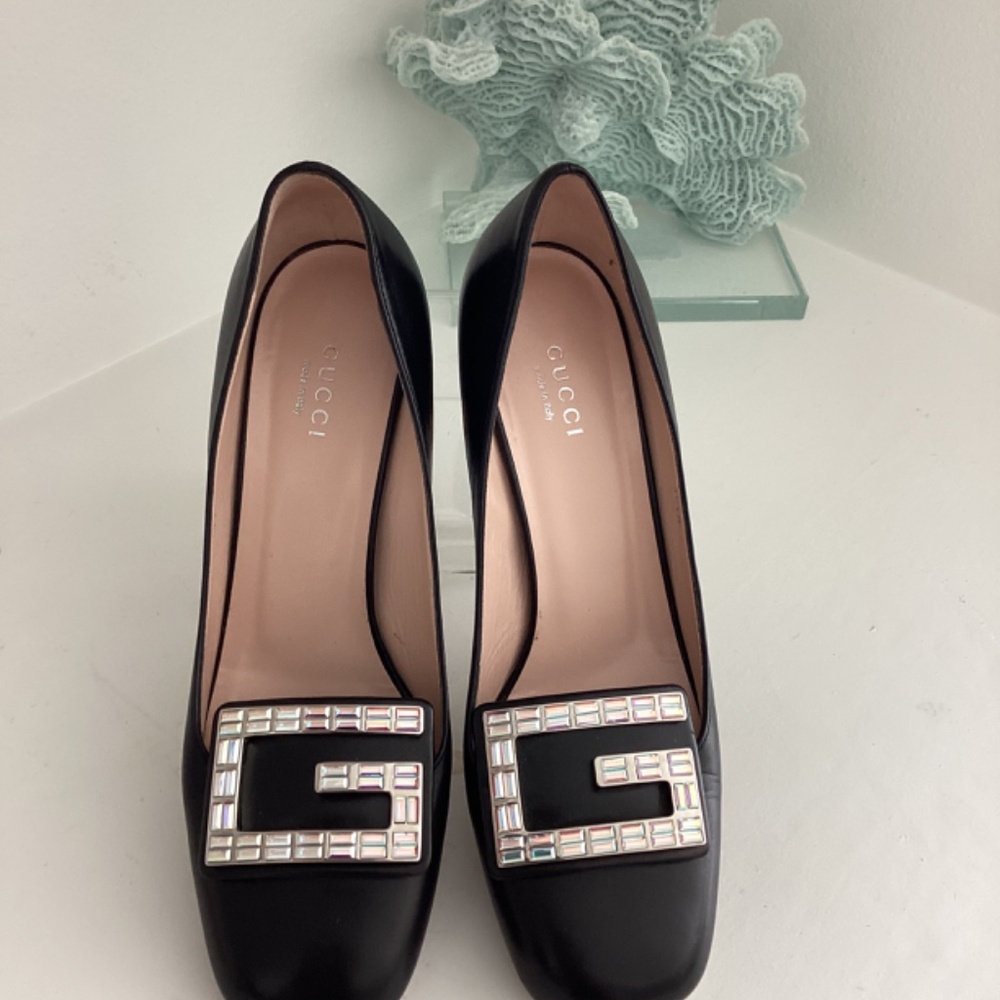 Gucci Crystal G Black Leather Crystal Embellishments Pumps 37/ 7 - Picture 3 of 8